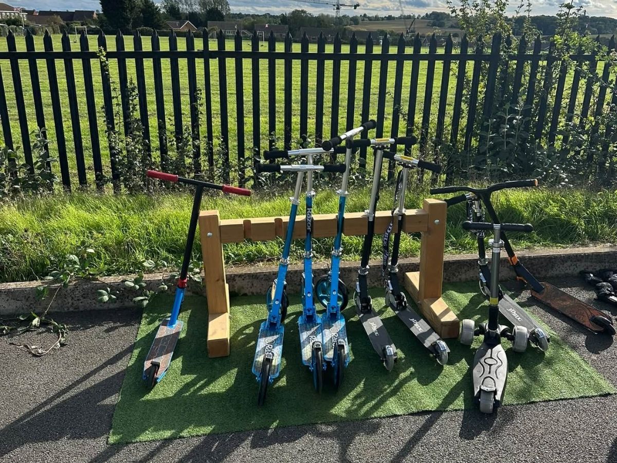 Scooter disco scooter rack