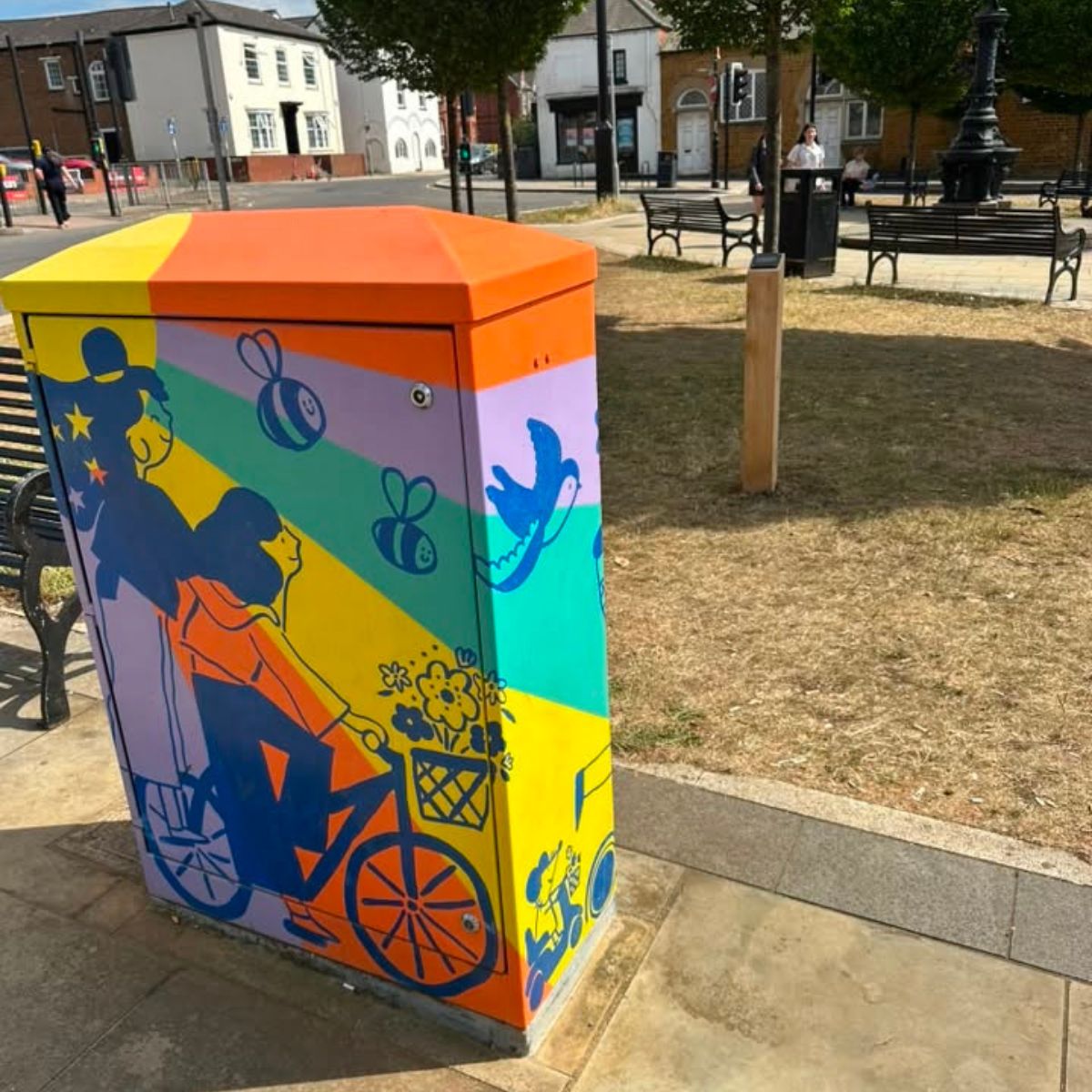 Horsemarket Art on teh Route BT box and rubbing post.