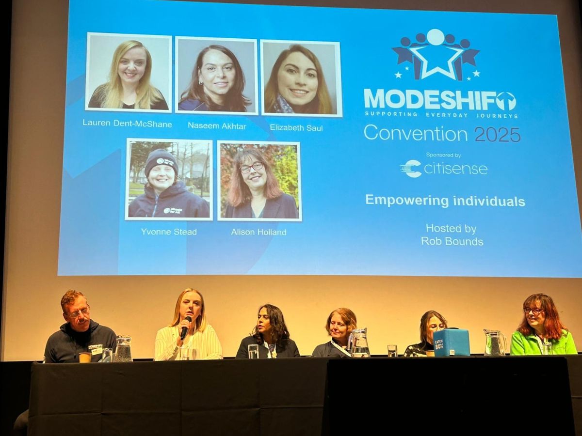 Modeshift 25 years partners at conferance.